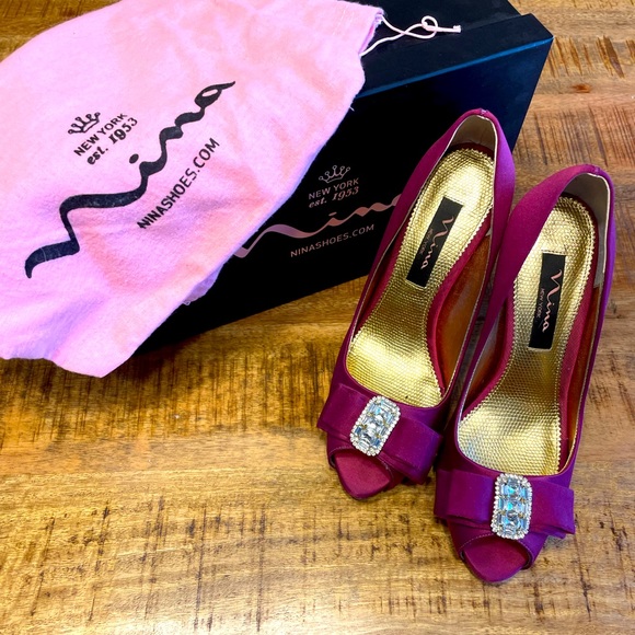 Gorgeous Nina open toe pumps - Picture 2 of 10